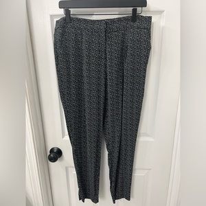 Cynthia Rowley Crop Ankle Slacks Black and White Print size Medium